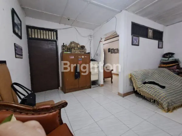 image RUMAH TINGGAL ATAU RUMAH KOS  DI KELAPA GADING POSISI HOOK (5)