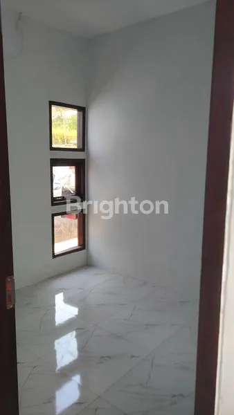 image RUMAH BARU SIAP HUNI  (3)