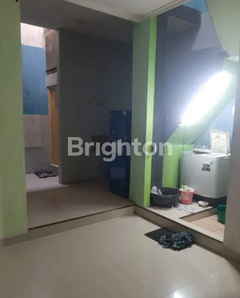 image RUMAH STRATEGIS 4KT DI GATOT SUBROTO (5)