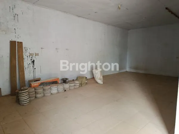 image BANGUNAN SIAP UNTUK HUNIAN DAN USAHA (3)