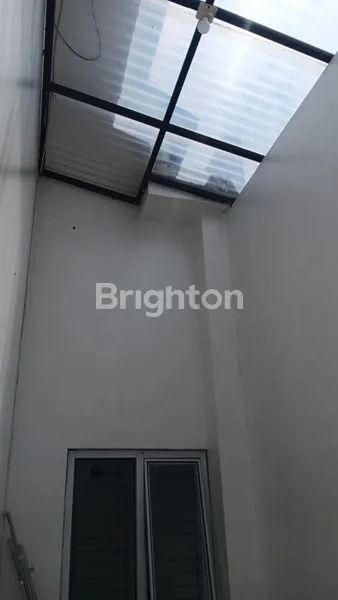 image RUMAH 1 LANTAI DI DALAM PERUMAHAN COLOMADU (4)