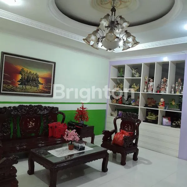 image DIJUAL RUMAH MEWAH 2 LANTAI SIAP HUNI (5)