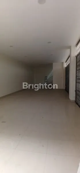 image RUKO 3.5 LANTAI DI JL. AHMAD YANI, BARU RENOVASI (2)