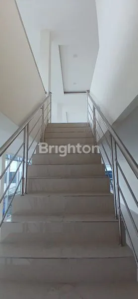 image RUKO 3.5 LANTAI DI JL. AHMAD YANI, BARU RENOVASI (5)