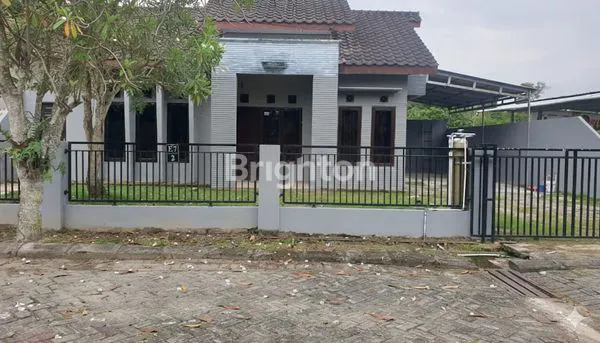 image RUMAH MINIMALIS 1 LANTAI SIAP HUNI DI SEPINGGAN PRATAMA (1)