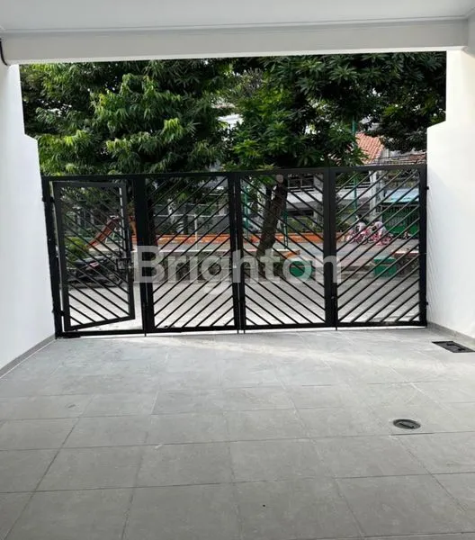 image RUMAH BARU TANJUNG DUREN  3 LANTAI (7)