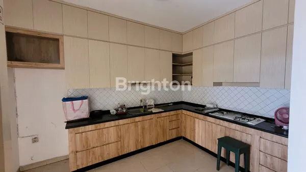 image DIJUAL RUMAH 2 LANTAI DI DURI KEPA (5)