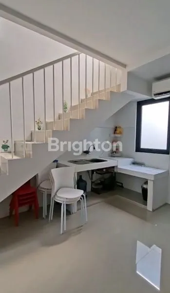 image RUMAH ROYAL RESIDENCE SURABAYA (2)