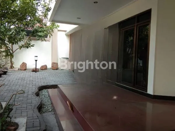 image RUMAH MEWAH 2 LANTAI DI DHARMAHUSADA (3)