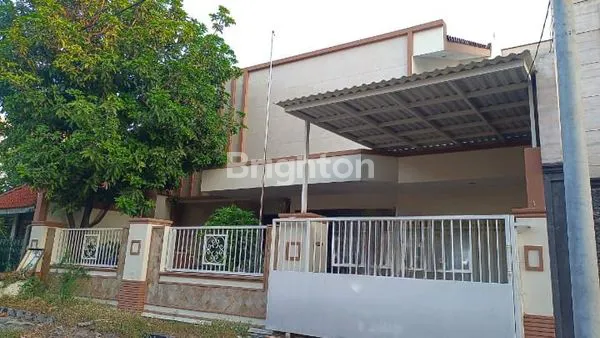 RUMAH MEWAH 2 LANTAI DI DHARMAHUSADA