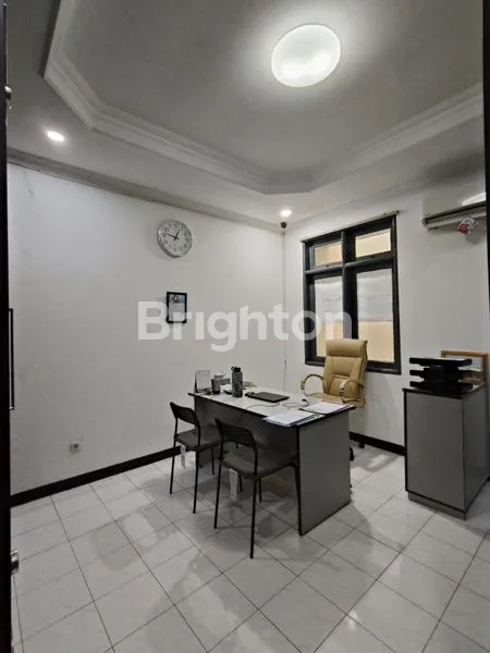 image RUMAH RAPI & SIAP HUNI DI TAMAN ARIES, BANGUNAN 2 LANTAI  (2)