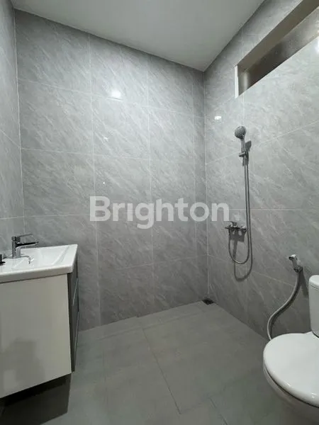 image DIJUAL RUMAH 1 LANTAI DI GRIYA ASRI PAKUWON CITY SURABAYA, DEKAT EAST COAST MALL DAN UNIVERSITAS WIDYA MANDALA, LUAS 78 M² (6×13) FULL FURNISH DAN 1 KAMAR TIDUR COCOK UNTUK HUNIAN PASUTRI MUDA ATAU MAHASISWA, SHM, HADAP SELATAN, HARGA NEGO SAMPAI JADI! (5)