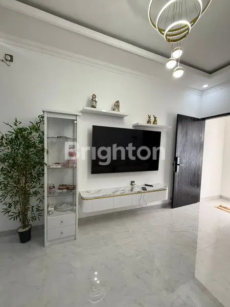 image RUMAH 3 LANTAI DALAM KOMPLEK, PEMOGAN (4)