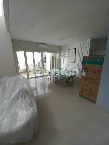 image MANYAR GARDEN REGENCY BARU GRESS BONUS FURNISHED (3)