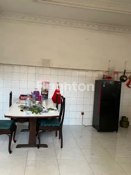 image RUMAH KOS NOL JALAN RAYA DI DUKUH KUPANG (6)