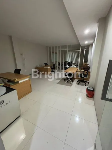 image RUKO NGAGEL MINIMALIS DEKAT TENGAH KOTA (8)