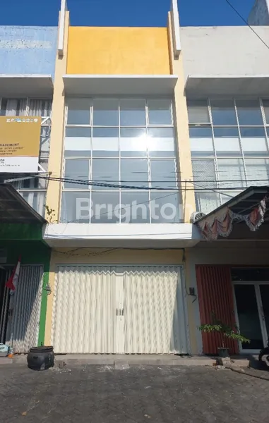 image RUKO 3 LANTAI DEKAT SEMOLOWARU SIAP PAKAI (1)