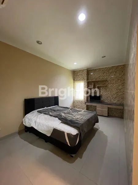 image RUMAH EKSKLUSIF LT 324M² DI DARMO PERMAI (6)