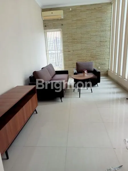 image RUMAH EKSKLUSIF LT 324M² DI DARMO PERMAI (3)