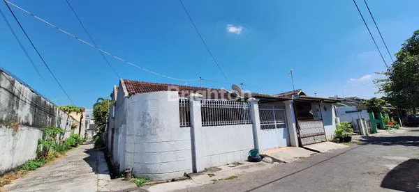 image \UD83C\UDFE1 DIJUAL RUMAH NYAMAN & AMAN DI GADING PERMAI, SOLO BARU \UD83C\UDF33 (2)