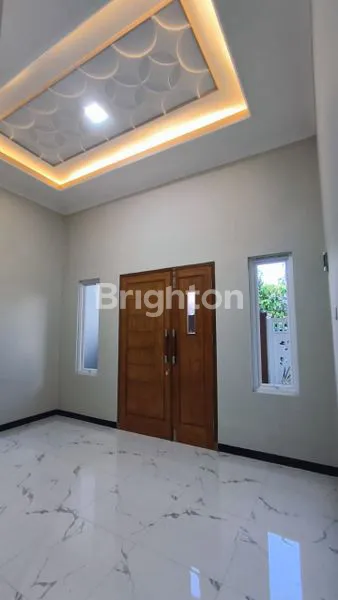 image RUMAH MEWAH LT 86 LB 152 DI TANGERANG (2)