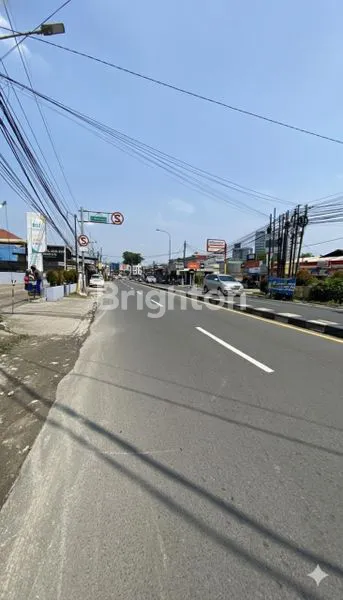 image BANGUNAN EX DEALER DI JALAN RAYA BOGOR DEKAT TOLL CIJAGO CISALAK (5)