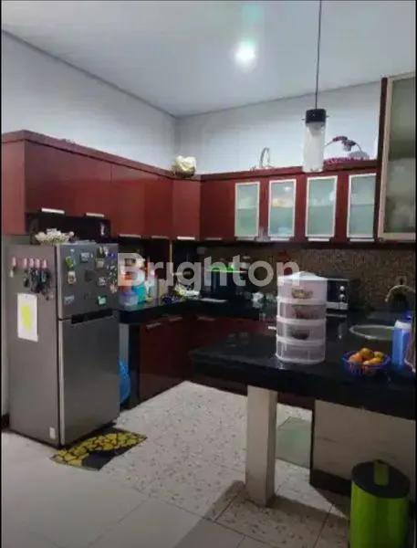 image RUMAH MEWAH 2 LANTAI DAERAH CIKUTRA (6)