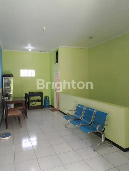 image KPR RUMAH TOKO STRATEGIS 2LT  720JT DEKAT KAMPUS (4)