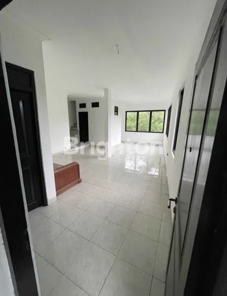 image JUAL RUMAH LANTAI 3 PERUMAHAN DI JIMBARAN (6)