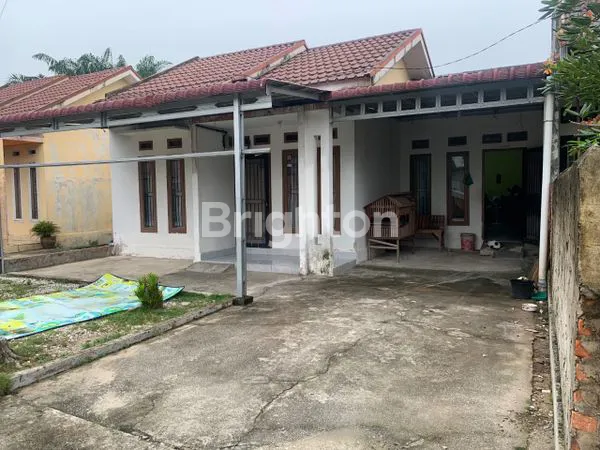 image DIJUAL CEPAT RUMAH TYPE 45 FULL RENOVASI – HALAMAN LUAS, SIAP HUNI! (3)
