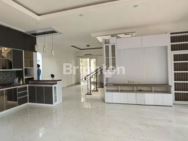 image RUMAH DI LIPPO CENTRAL TANGERANG (2)