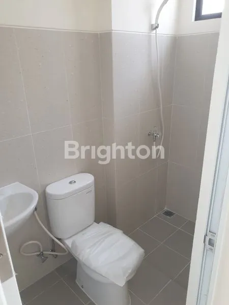 image DI SEWAKAN RUKO BARU DI GADING SERPONG (5)