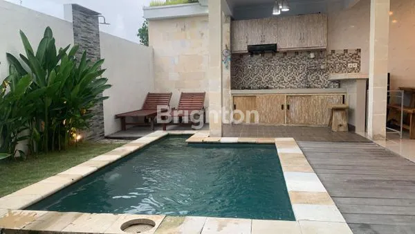 image VILLA SAWAH CANGGU FULL FURNISHED KOLAM (2)