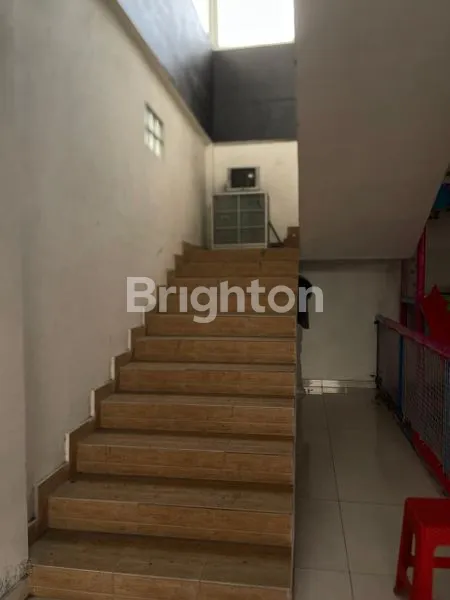 image DISEWAKAN GUDANG MUNGGU 160 JUTA PERTAHUN (4)