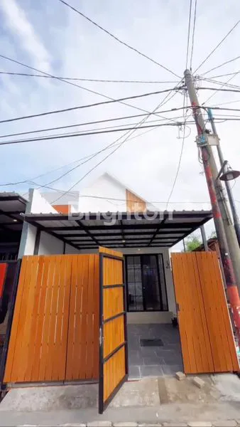 image RUMAH NEW MINIMALIS BUMI WONOREJO ASRI SURABAYA (1)