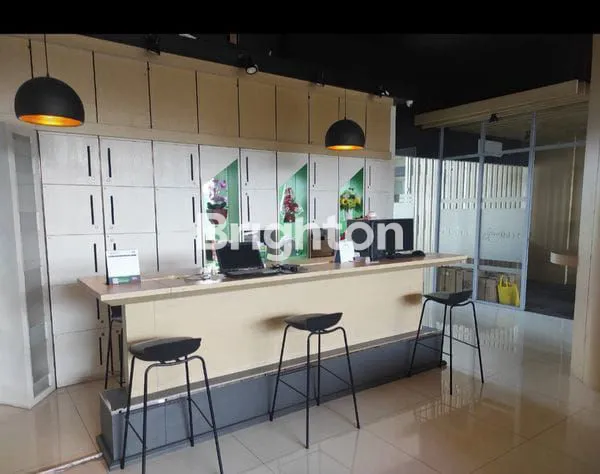 image GEDUNG KANTOR SIAP HUNI DI JL AMBENGAN (4)