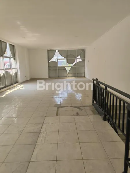 image DIJUAL 3 RUKO GANDENG HOOK BENTUK L DI GADING SERPONG  (3)