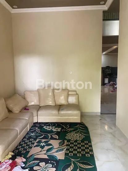 image HUNIAN EKSKLUSIF RUMAH 2 LANTAI FULL GRANIT, 6 KT 5 KM (4)