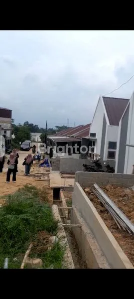 image RUMAH SIAP HUNI DEPAN PERUMAHAN PESONA BUKIT BATUAH TAMAN SARI (2)