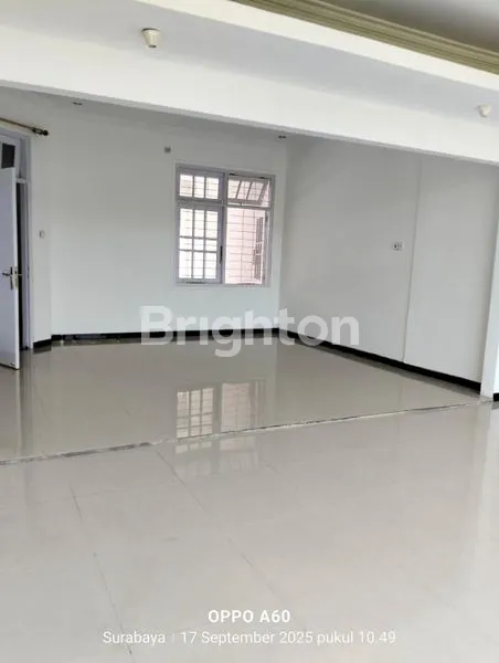 image RUMAH LUAS DEKAT RSI MARGOREJO PLAZA MARINA (7)