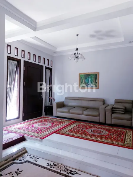 image RUMAH 2 LANTAI SHM DI CILODONG, SIAP HUNI (3)