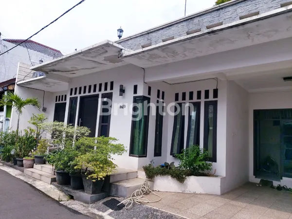 image RUMAH 2 LANTAI SHM DI CILODONG, SIAP HUNI (1)