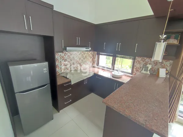 image LUXURY HOUSE FOR SALE — READY MOVE IN! (5)