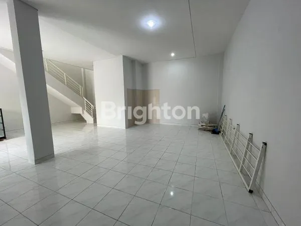 image RUKO GANDENG, 2 UNIT DI PINGGIR JALAN BOULEVARD, GADING SERPONG (KODE RMRG 2864)\N  (8)