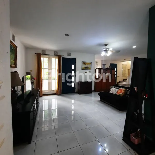 image RUMAH HOOK AREA STRATEGIS TAMAN BRITANIA (3)