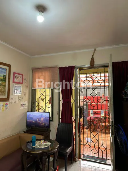 image RUMAH 1 ½ LANTAI SIAP HUNI METRO PERMATA 1 KARANG TENGAH  (4)