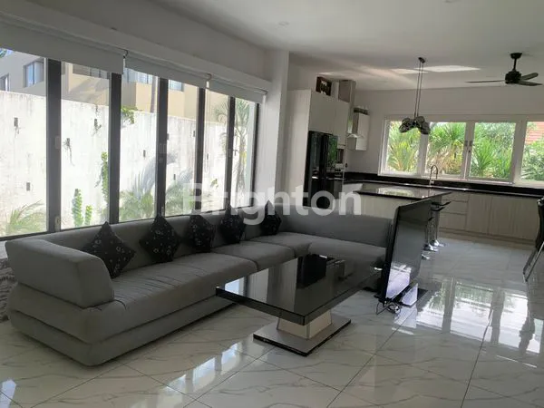 image VILLA 2 LANTAI MEWAH ( FREEHOLD/FREEHOLD- INVESTASI DAN HUNIAN PREMIUM (1)