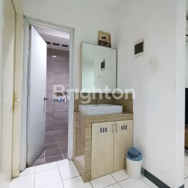 image RUMAH 1½ LANTAI SIAP HUNI METRO PERMATA 1 KARANG TENGAH  (4)