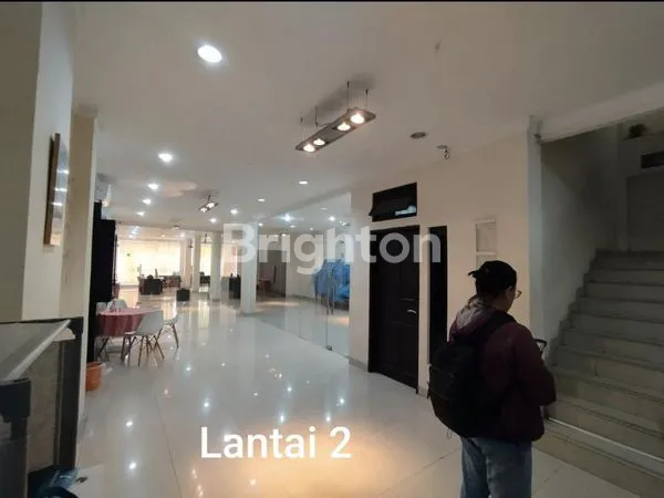 image RUKO 5 LANTAI HADAP UTARA, DEKAT TOL (2)