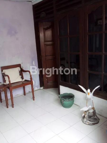 image RUMAH LOKASI STRATEGIS DI KLENDER HARGA  JUAL HITUNG TANAH (1)